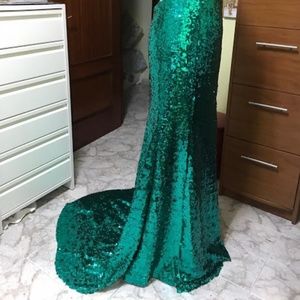 Teal sequin prom dress!!